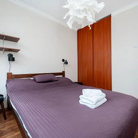 Atlas Arena 2-bedroom By Bookinghost *