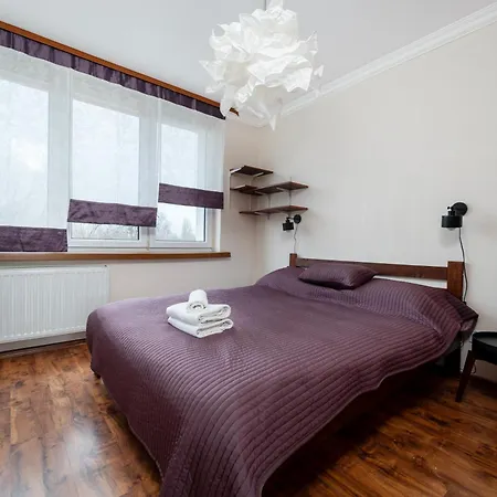 Atlas Arena 2-bedroom By Bookinghost Łódź
