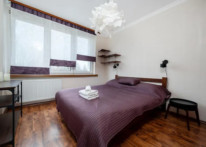 Atlas Arena 2-bedroom By Bookinghost Łódź