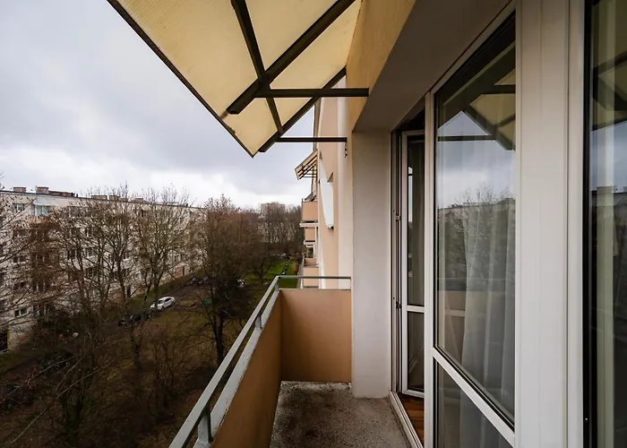 Atlas Arena 2-bedroom By Bookinghost