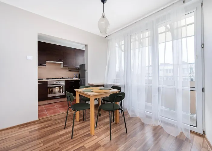 Atlas Arena 2-bedroom By Bookinghost Lägenhet