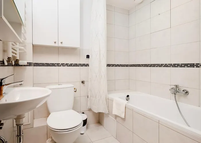 Atlas Arena 2-bedroom By Bookinghost Lägenhet *